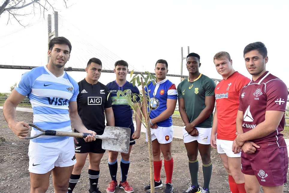 World Rugby announces Sports for Climate Action sustainability commitment.