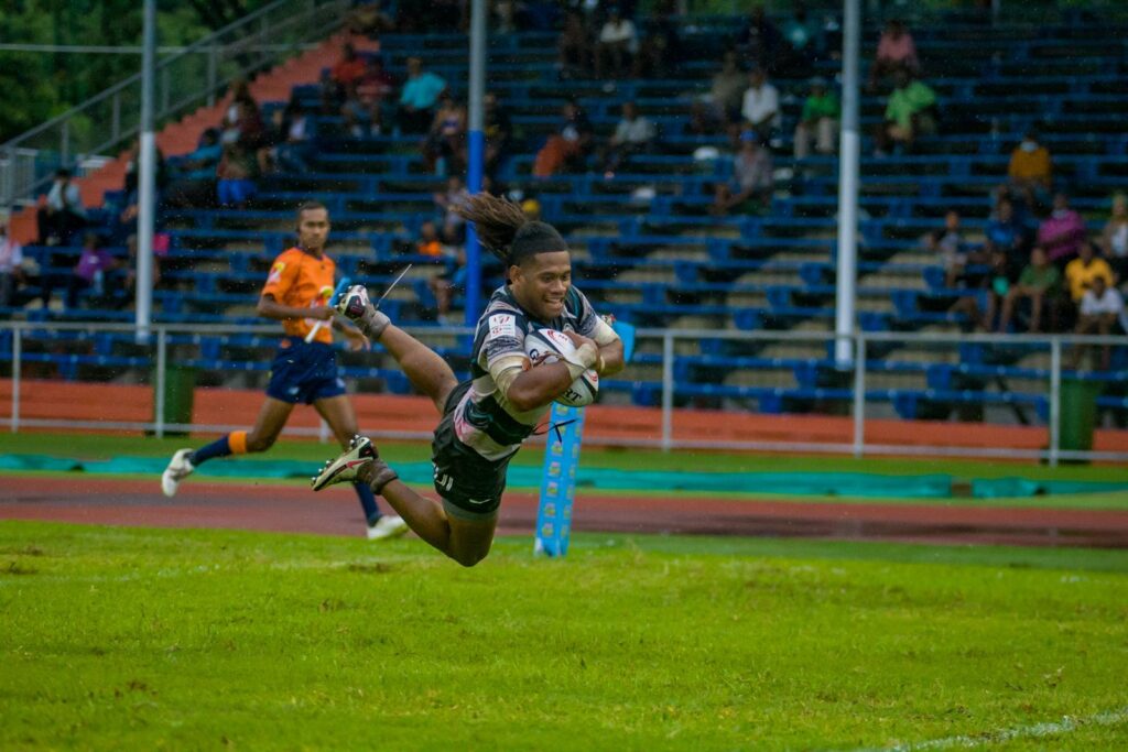 Ten players to make first Hong Kong 7s trip as Gollings names squad